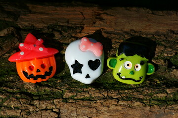 什么是“三从四德”？