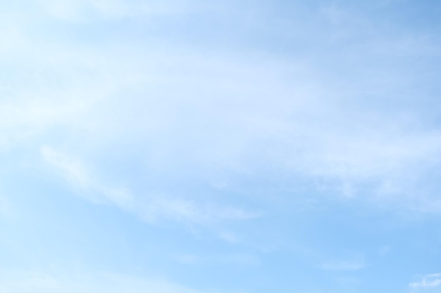 做梦梦到自己大姨妈来了